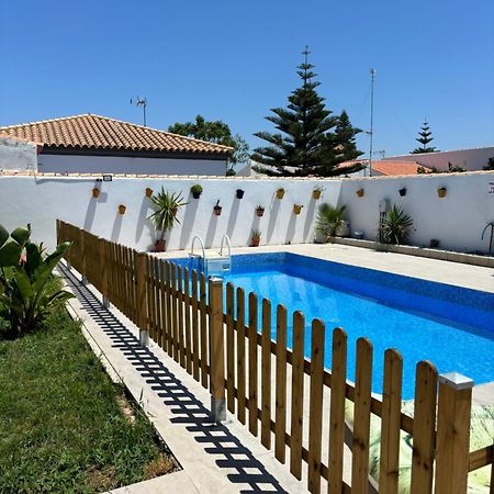 Fantastico Chalet Con Piscina 2 Km De La Barrosa Chiclana de la Frontera Kültér fotó